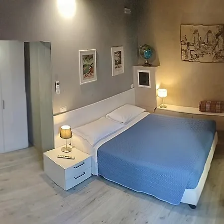 Adelphia Guest house