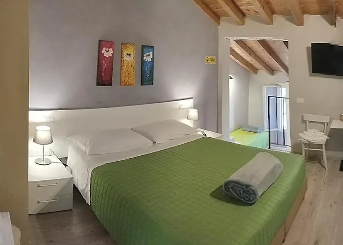 Adelphia 게스트하우스