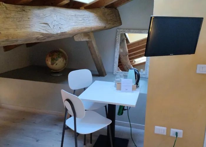 게스트하우스 Adelphia